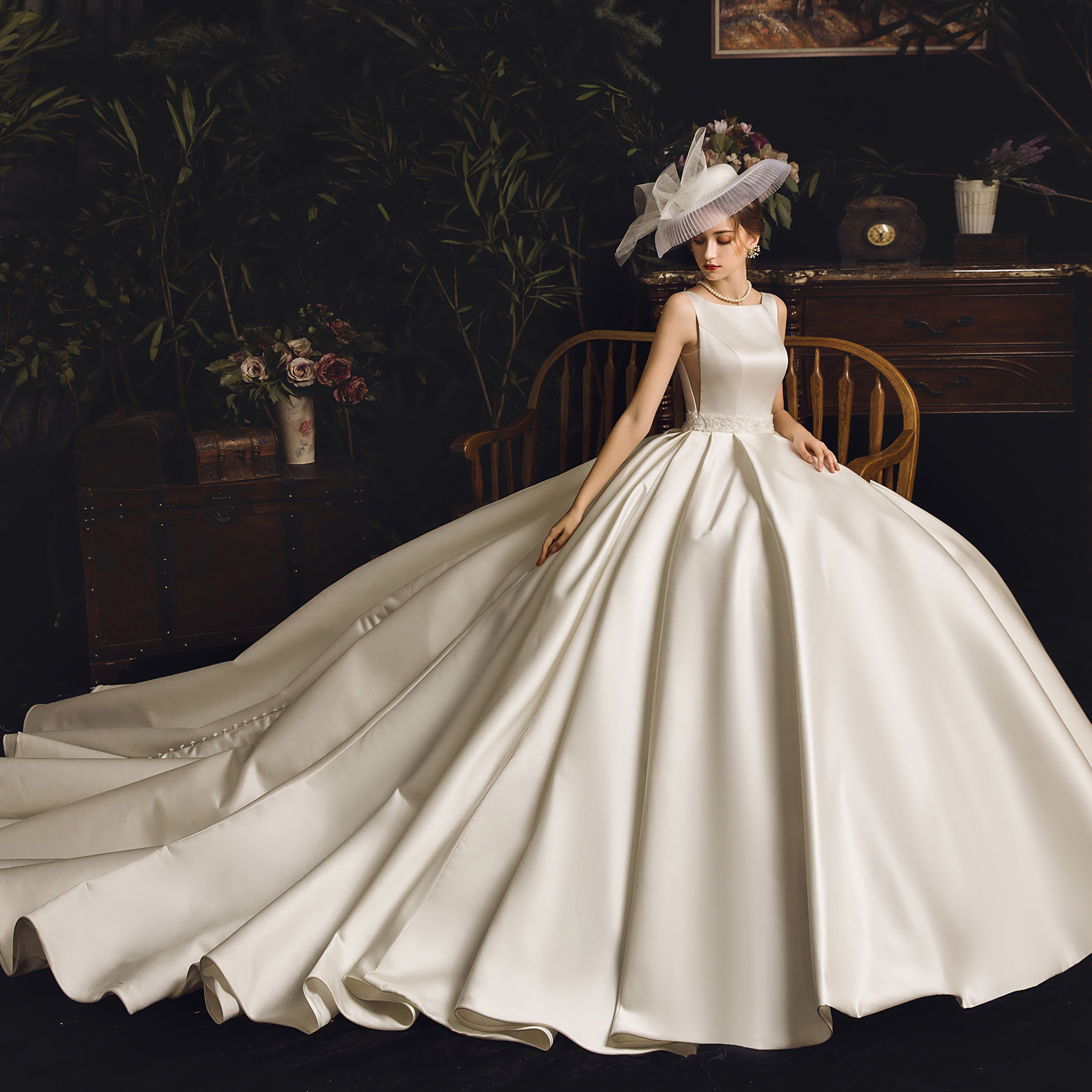 Satin Wedding Dress 2021 New Court Retro High - end Customized Large Tumble Dress