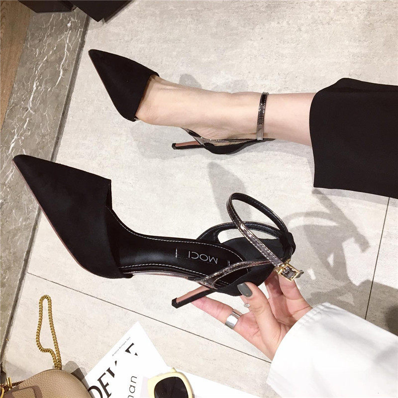 Hong Kong 2022 spring new small fresh hollow Baotou sandals girl word buckle stiletto high heels