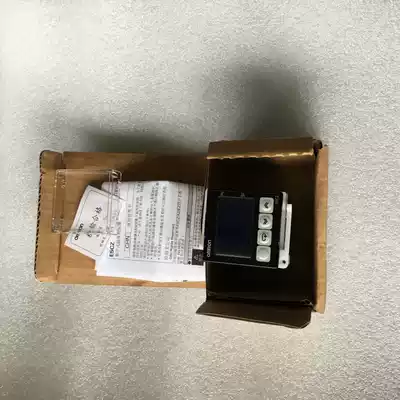 The thermostat E5CZ-Q2MT E5CZ-R2MT E5CZ-R2MTD E5CZ-Q2MTD Y92F-30