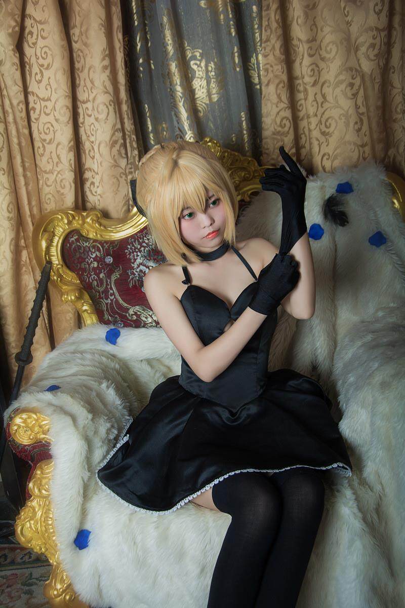 товар из китая 黑saber连衣裙命运之夜fate吾王阿尔托利亚cosplay女装礼服