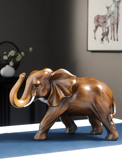 A Pair of Lucky Elephant Figurines, a Creative Opening Gift, Suitable for Office, Living Room, or Wine Cabinet, with Good Meaning and Fine Craftsmanship