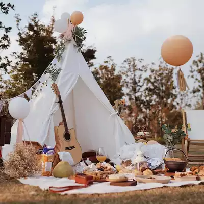 Picnic supplies A full set of net celebrity tents, outdoor ins, Indian tents, family beach travel equipment