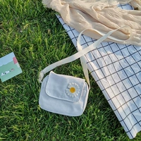 Белая одинарная сумка, собирайте ребенка и отправляйте подарки.