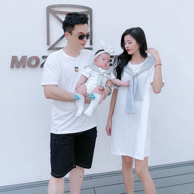 Parent-child wear a family of three foreign style fashion navy short-sleeved mother-daughter summer skirt cartoon printing baby romper