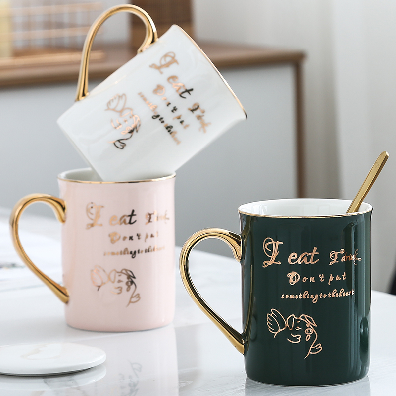 Couples home office coffee cup gift box creative ceramic cup cup move trend mark cup with a spoon