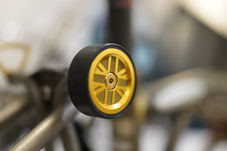 UnionJack small cloth folding car pushed for easy wheel double bearing wide body titanium screw original car diameter balance-Taobao