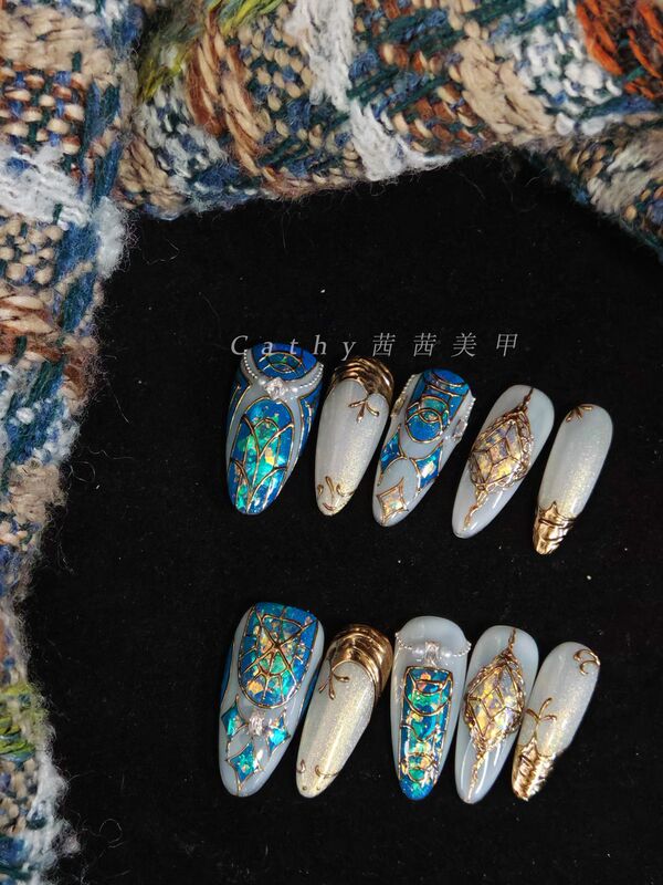 Tibetan Style Anna Jia Princess Western Girl Church Window Pattern High-End Hand-Painted Wearable Nail Art Tibetan Style Anna Jia Princess Western Girl Church Window Pattern High-End Hand-Painted Wearable Nail Art