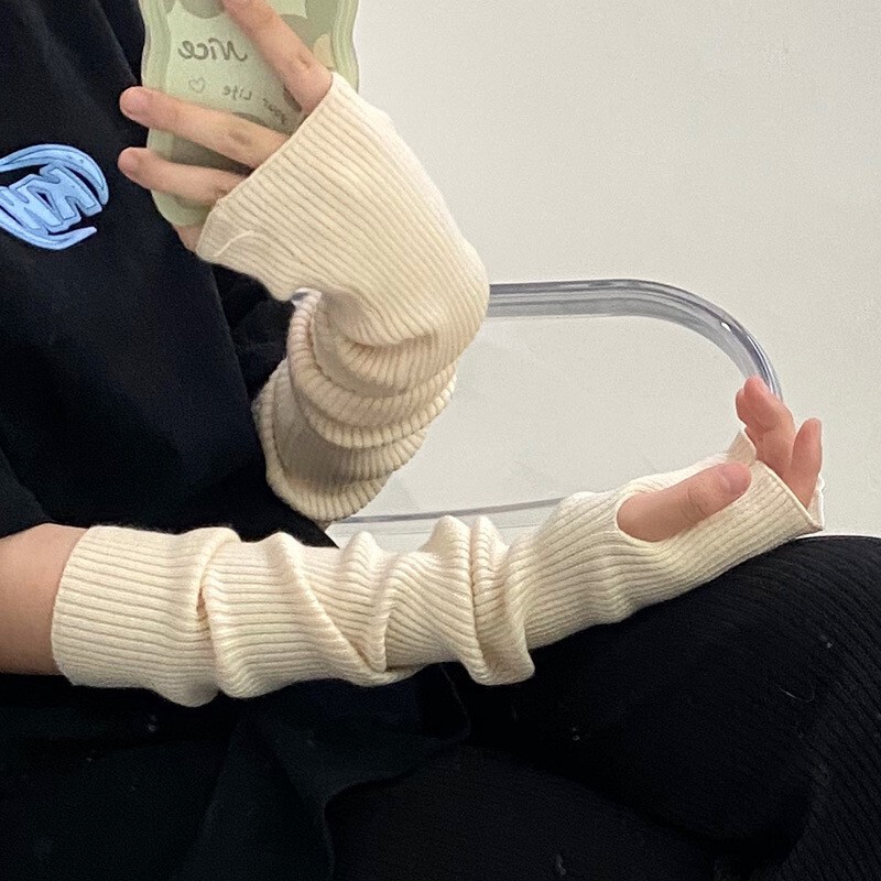 Knitted Gloves and Arm Warmers for Women, Autumn and Winter, Warm Black Sleeves, Wrist Protectors, Sweater Yarn Fake Sleeves, Arm Covers Knitted Gloves and Arm Warmers for Women, Autumn and Winter, Warm Black Sleeves, Wrist Protectors, Sweater Yarn Fake Sleeves, Arm Covers