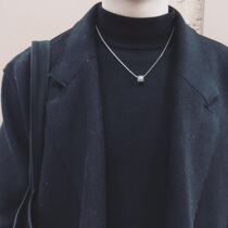  European and American trendy fashion personality necklace men and women with the same clavicle chain student couple simple wild sweater chain pendant