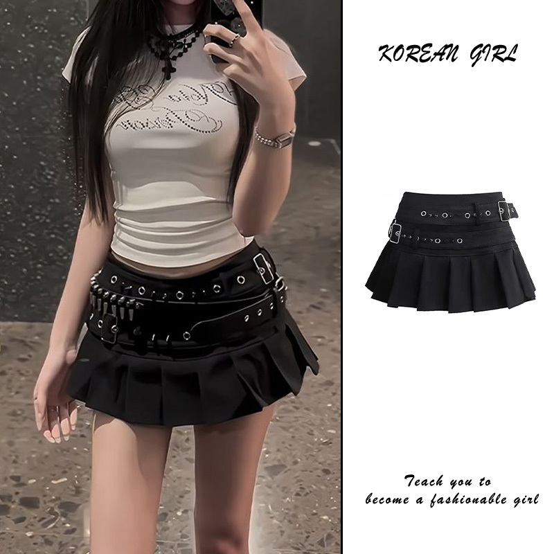 Spicy Girl Black Studded Low-Waist Heavy-Duty Ultra-Short Skirt for Women, Summer Y2K Pleated Skirt with Anti-Exposure Half Skirt