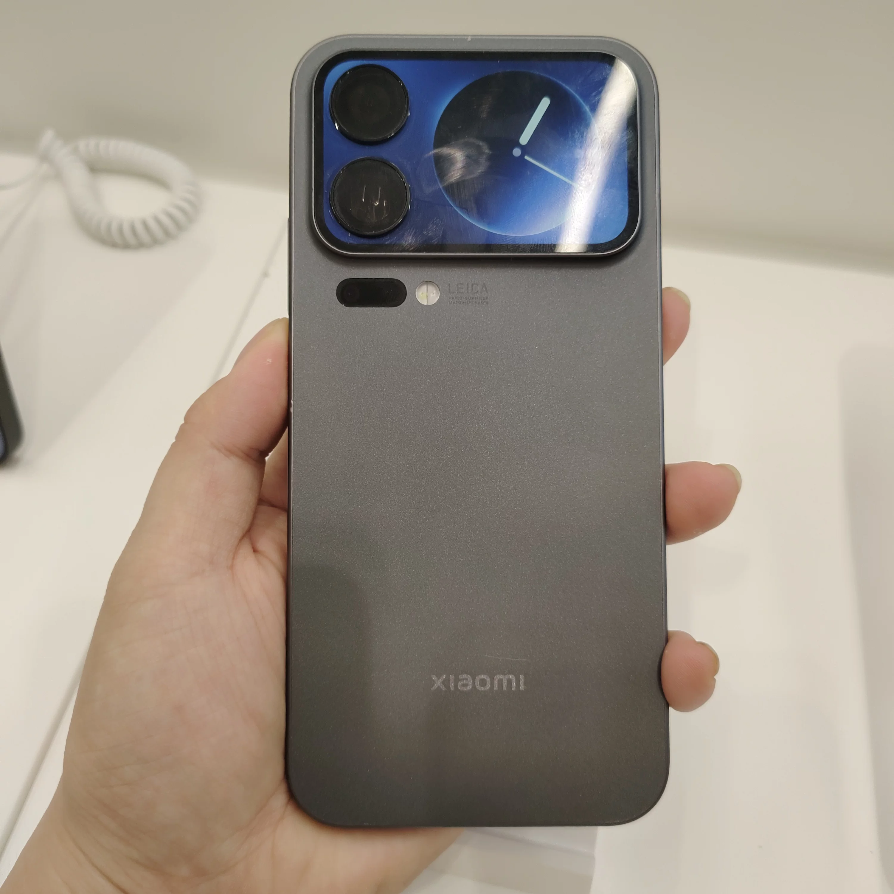 Xiaomi 17 Pro новая модель с большим экраном на задней панели, большая батарея, двойной экран, холодная система охлаждения Leica