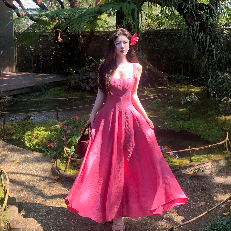 Rosselora【Berry Forest】Rose Red Strap Dress with Chest Pads, Pockets, Textured Fabric Long Dress