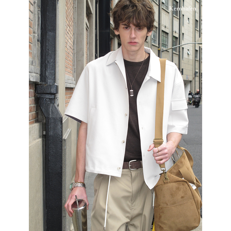 The Relaxed Feel of a Pocket Shirt, You'Ll Understand It after Just Wearing It Once. Drawstring Short-Sleeve Shirt |   Kernhafen