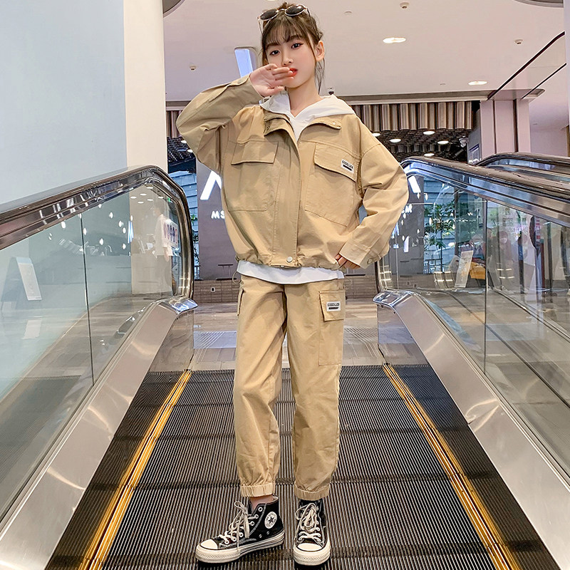 Girls tooling suit 2022 new trendy big boys and girls spring foreign style Korean version loose children's spring and autumn three-piece suit