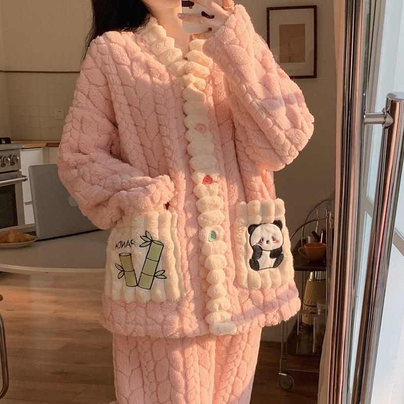 Coral Velvet Pajamas for Women, Autumn and Winter 2026 New Style, Fleece-Lined and Thickened, Pink Cute Flannel Loungewear Set