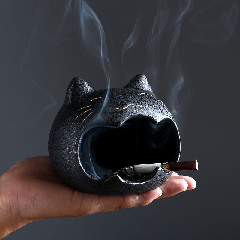 Home Office Cute Cartoon Cat Smoking Ash Trays Creativity Personality Ceramic Large Smoke Cylinder Trend On-board Windproof Anti-Fly Ash
