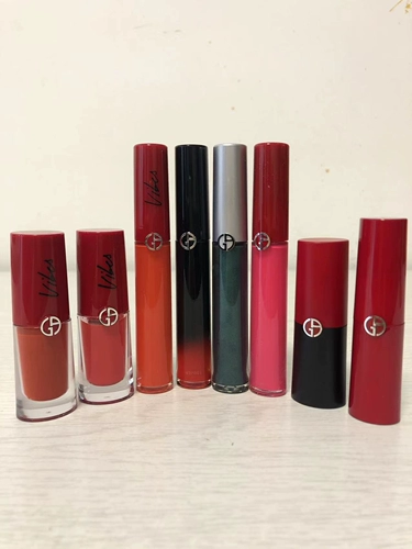 Giorgio Armani Armani Тонкая труба губная помада черная трубка черная трубка Глазу для губ маленькая пухлая динг Zhenai Love Губная помада хорошая цена