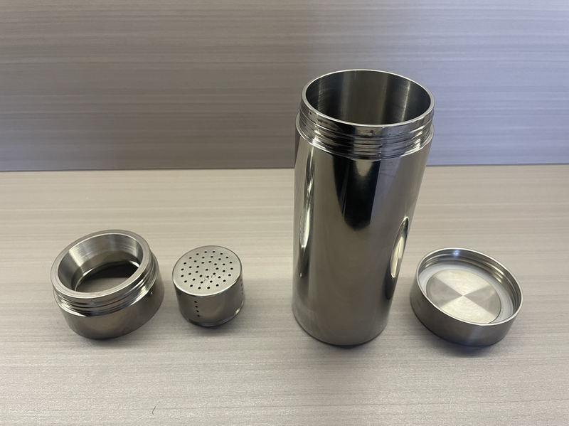 Pure Titanium One-Piece Cup, Made by Directly Hollowing Out Solid Bar Material with Cnc Turning, Solid Single-Layer. Wall Thickness Is 5mm.