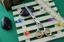 Taiwan sharp dog scissors professional hair cutting flat scissors M-550 M-600 M-650 Yanping Jufeng hair tools