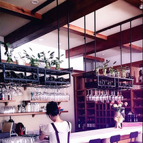 Bar wine glass rack European-style wrought iron goblet rack creative bar upside down double-layer red wine glass rack red wine rack hanging
