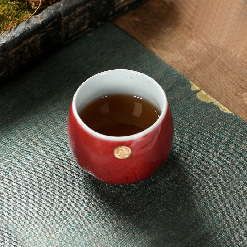 Ceramic masters cup sample tea cup set small household kung fu tea set four cups or personal single cup lamp cup