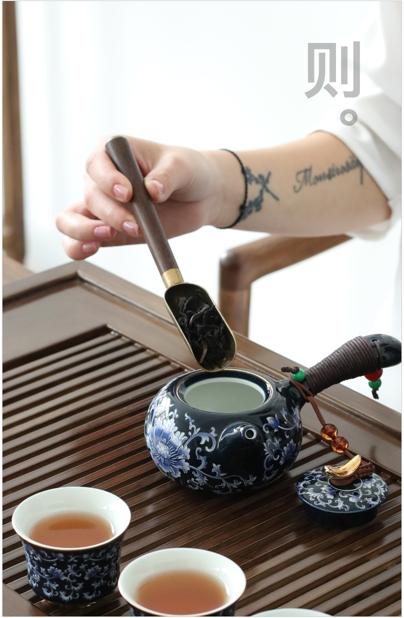 Blue and white porcelain ebony wood tea six gentleman 's suit kung fu tea accessories zero matchs tea ChaGa wipes brush