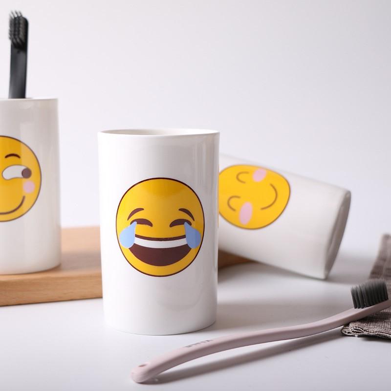The kitchen glass cartoon ceramic cup breakfast milk cup hotel gargle gift cup custom manufacturers