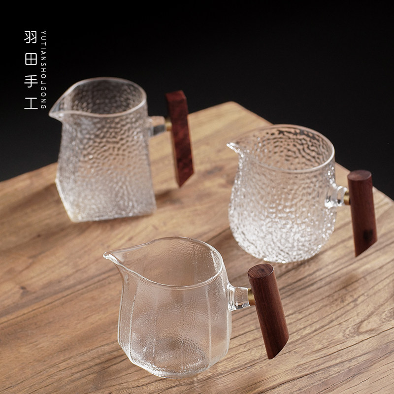 The Japan-style high temperature resistant thickened wood brings the hammer grain fair cup glass sub-tea ware tea haseigong tea with large number of household