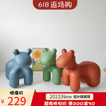 PonyChair small horse chair tennis red creative cartoon plastic outdoor childrens chair Nordic folk puppy animal stool