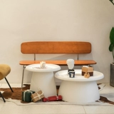 Nordic Creative INS Coffee Lake Late Маленькая квартира Современный минималистский круглый диван рядом с несколькими пластиковыми короткометражными кровати