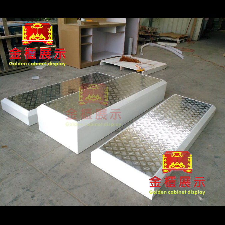 Painted bird electric vehicle display stand electric bicycle stand locomotive display platform bicycle high and low swing table