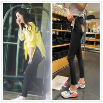 American 50% off mother Yang Mi with the same 2020 new knee thin hole black nine-point jeans female