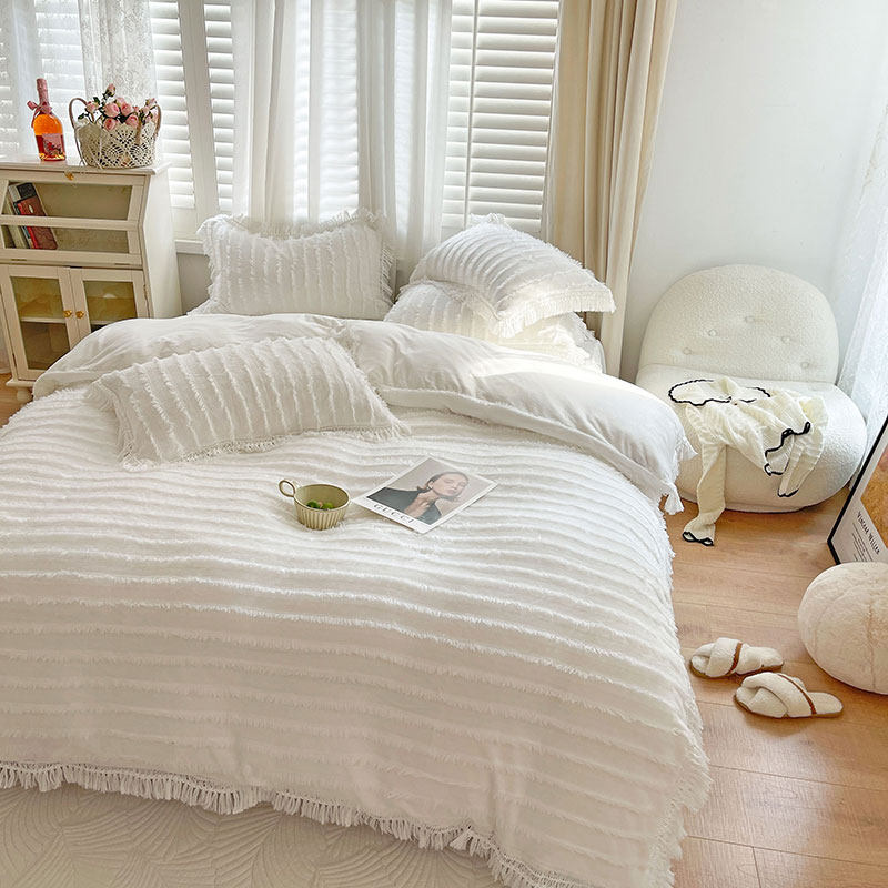 Web red milk stream Sukra four pieces of flannel bed skirt bed thickened in winter plus linen condom