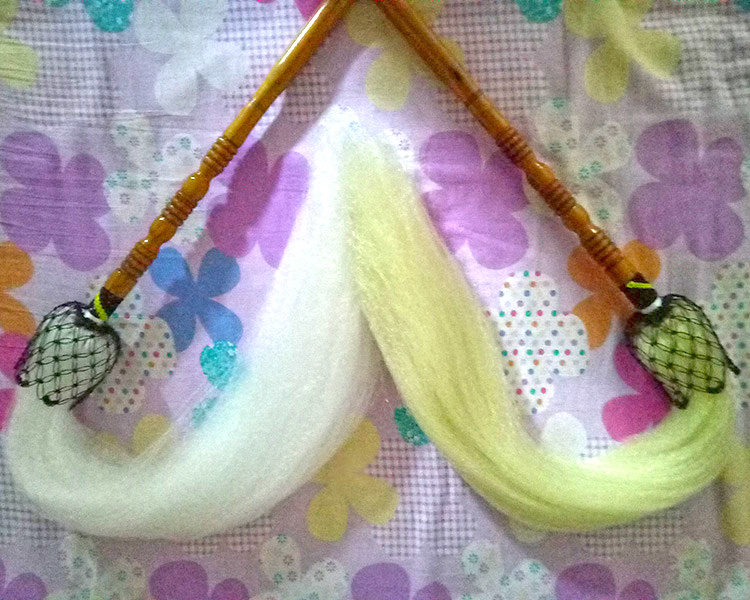 Dusting Taoist wooden handle rattan handle imitation horsetail Taoist Tai Chi floating dust real ponytail Buddha dust fly flinging fitness