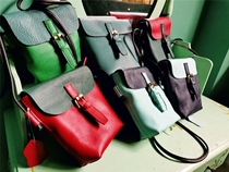 Time shop ~ du home manufacturing ~ South Korea imported color first layer cowhide color saddle bag shoulder bag adjustable