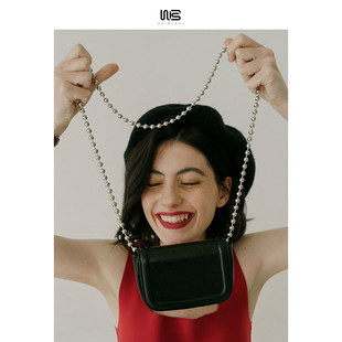 Micro Bazaar Niche 2024 new bag shoulder shoulder simple women's bags gap babes versatile small square bag chain mini bag