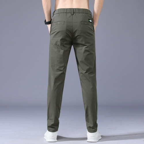 Мужские шелковые летние тонкие приталенные однотонные штаны, свободный прямой крой