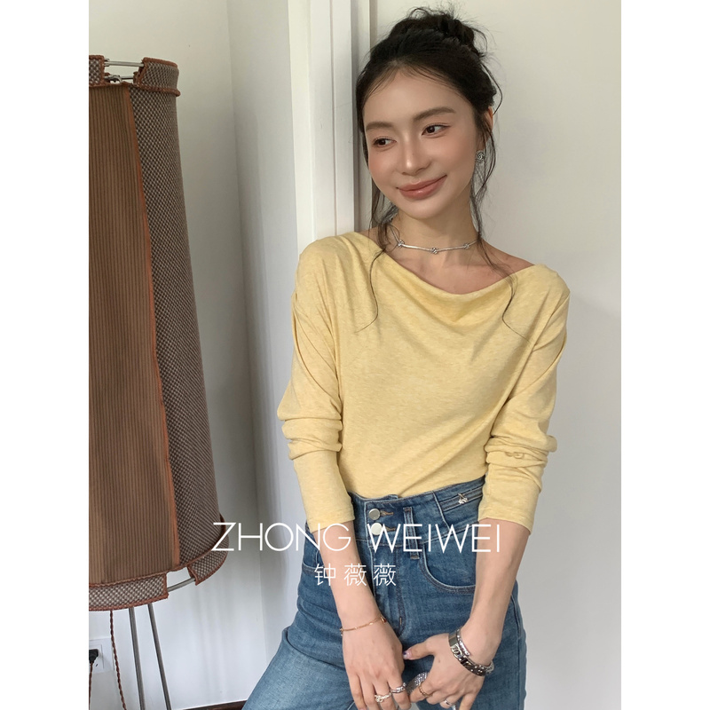 Zhong Weiwei 2026 Spring and Autumn Floral Off-Shoulder Blouse for Women, Yellow Knitted Lace Patchwork Slim Fit Long Sleeve Top, Elegant