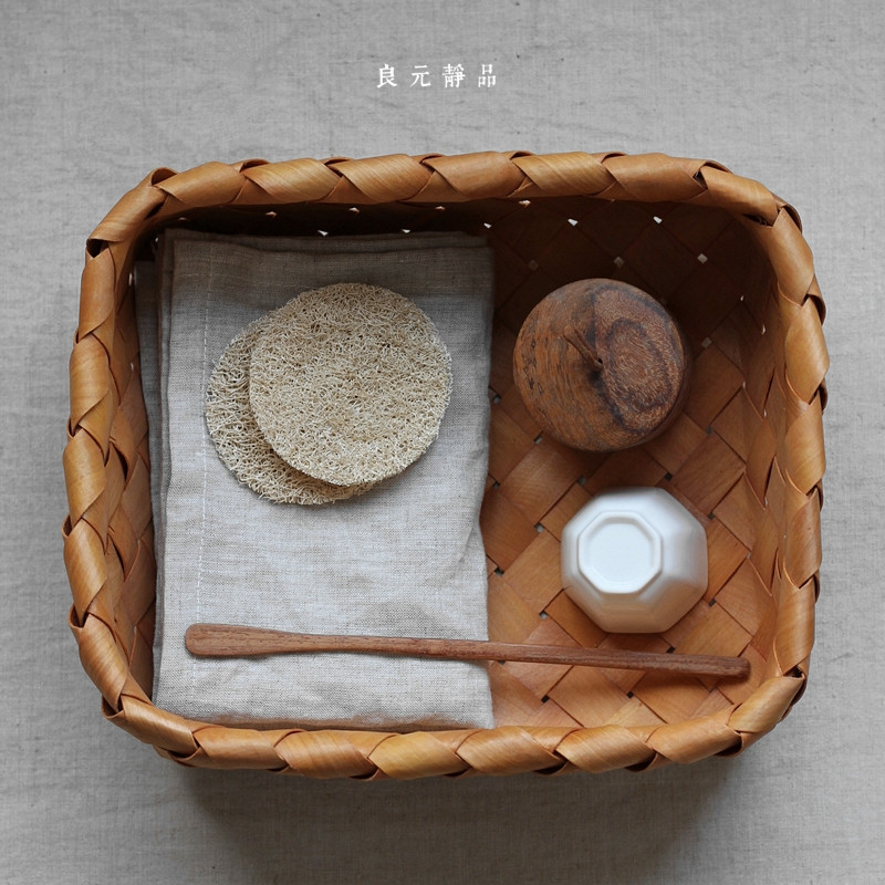 Good Yuan Jingpindi Japanese style solid wood sheet containing box Nordic windy honey color small storage basket