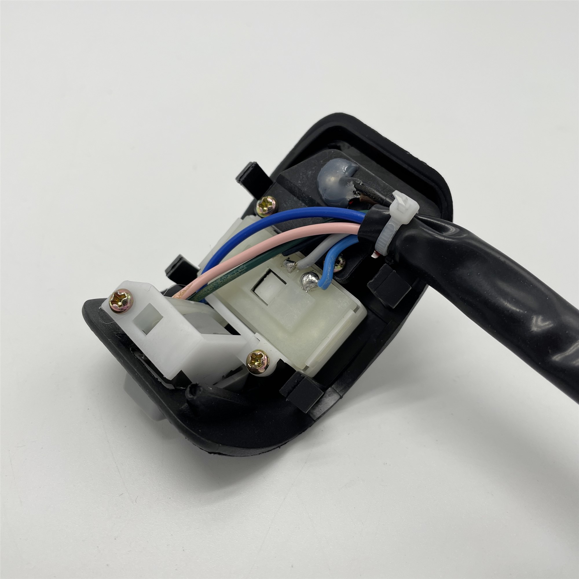 Electric Motorcycle Xunying Shangling Qiaoge Combination Switch Assembly with Handlebar Mount for Headlight/Horn/Turn Signal Light Adjustment