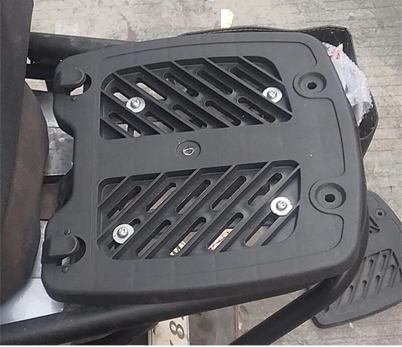 45-Liter Universal Base Plate with Snap-On Screw Hole Type, Thickened Universal Trunk Accessories