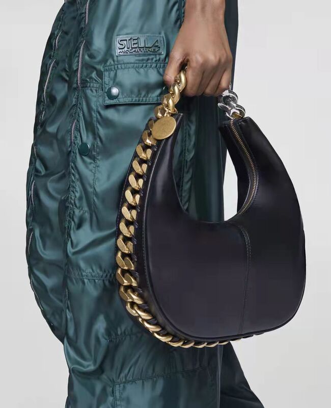 2022Ssf Celebrity-Inspired Single-Shoulder Bag with Large Chain, Women's Underarm Bag, European Italian Design, Eco-Friendly Stella Bag