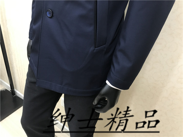 Áo 2 màu cotton mỏng chính hãng áo gió đứng cổ áo màu xanh kinh doanh áo khoác giá 5900 nhân dân tệ áo khoác nam