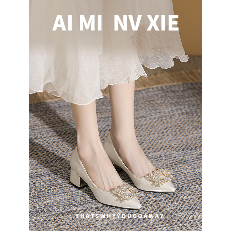 Wide-Foot, Chunky-Heeled High Heels, Large Sizes 41-43, Suitable for Mothers, Banquet Shallow-Mouthed Single Shoes, Extra Wide and Extra Large, Suitable for Mother-In-Law, Women's Shoes