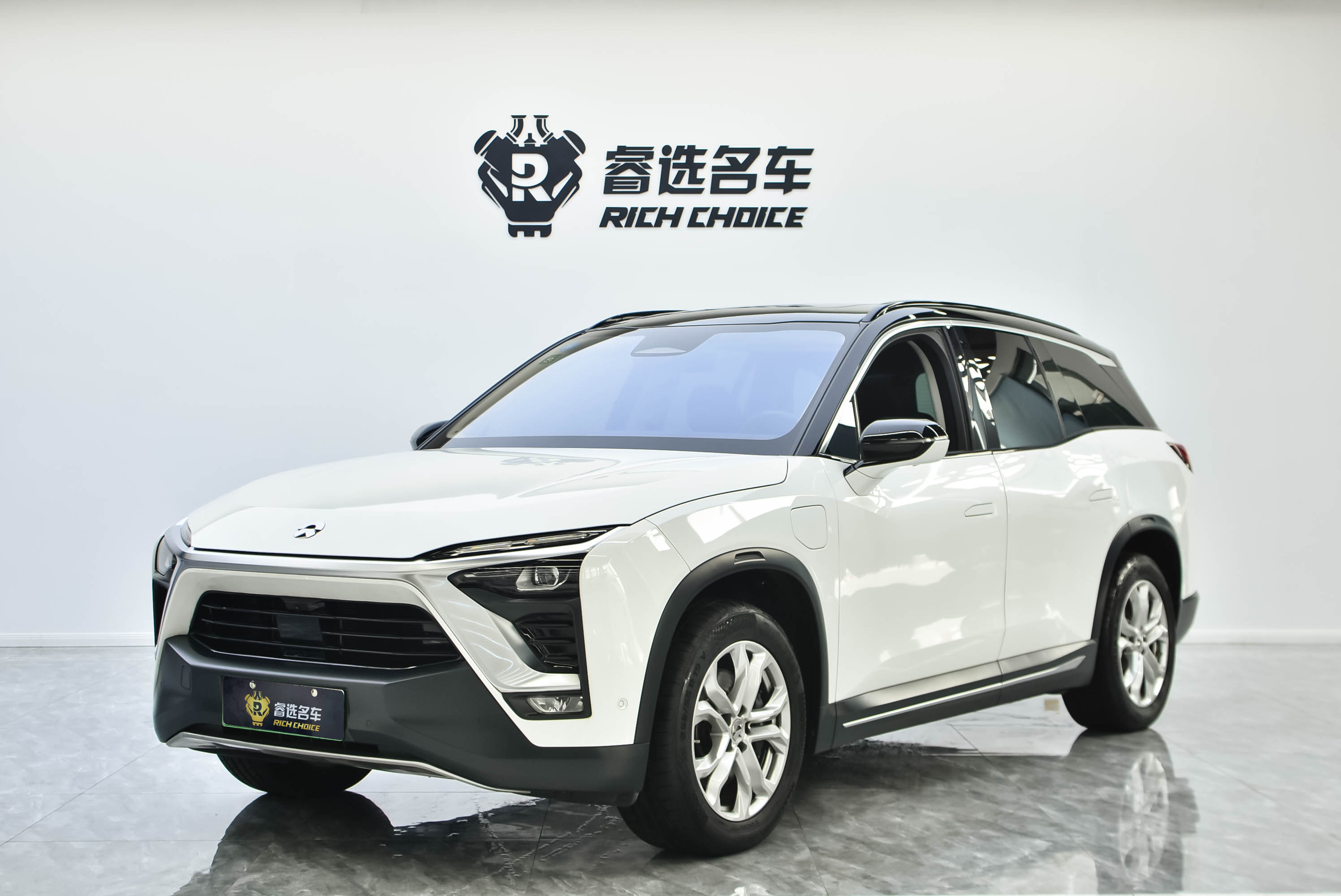蔚来ES8 2018款355KM 基准版七座版二手车：豪华智能电动SUV，性价比之王！-认证二手车-淘宝好物网