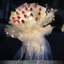 The paper full set of the bouquet of the bouquet is red by itself as the hand touts the dried flower packaging sent people snacks handmade diy material bag