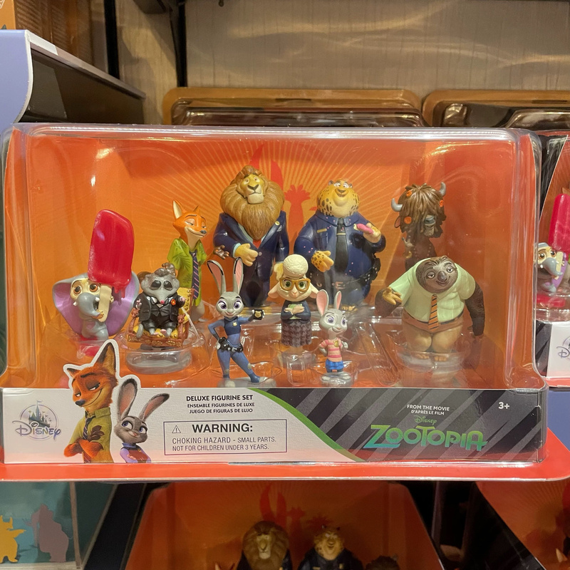 Shanghai Disney Zootopia Figurine Judy and Nick Figurine Packaging Is Fragile and Cannot Be Guaranteed to Be Complete Shanghai Disney Zootopia Figurine Judy and Nick Figurine Packaging Is Fragile and Cannot Be Guaranteed to Be Complete