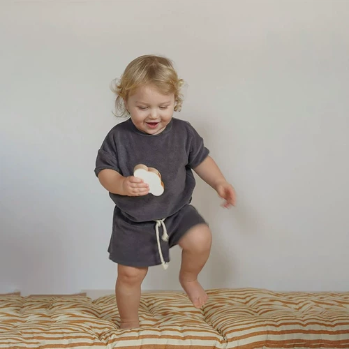 Брендовое детское хлопковое летнее полотенце, детский комплект, шорты, простой и элегантный дизайн, широкая цветовая палитра, популярно в интернете