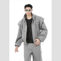 Серый (вверху)