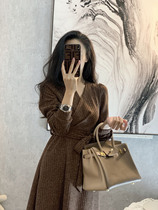 Knitted dress 2020 new autumn and winter French waist slim design sense niche womens temperament sweater skirt